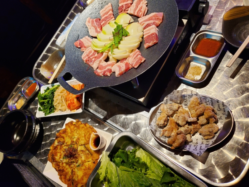 韓国料理 ちょるほん鍋