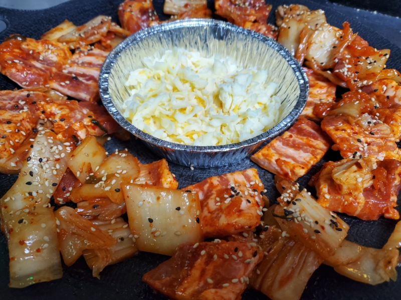 韓国料理 ちょるほん鍋