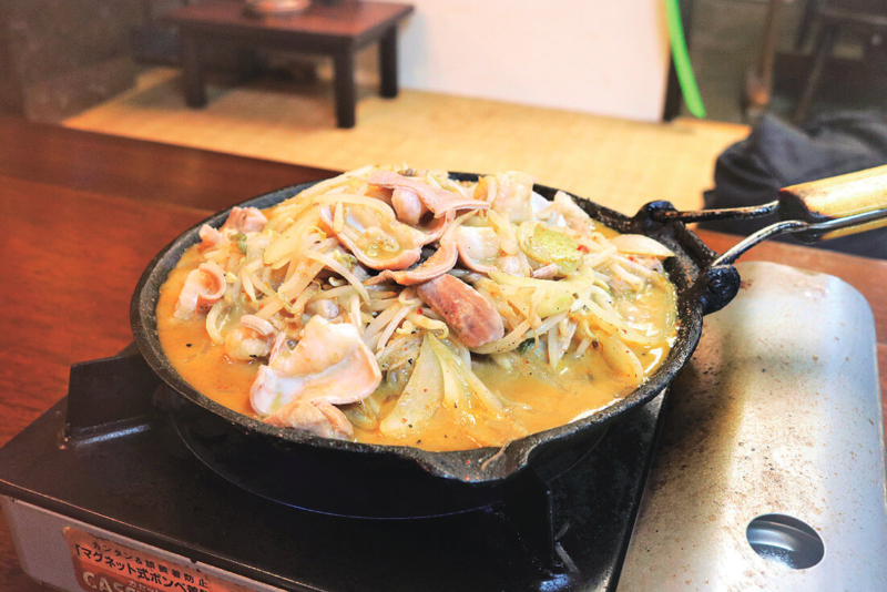 駅前食堂 千歳屋